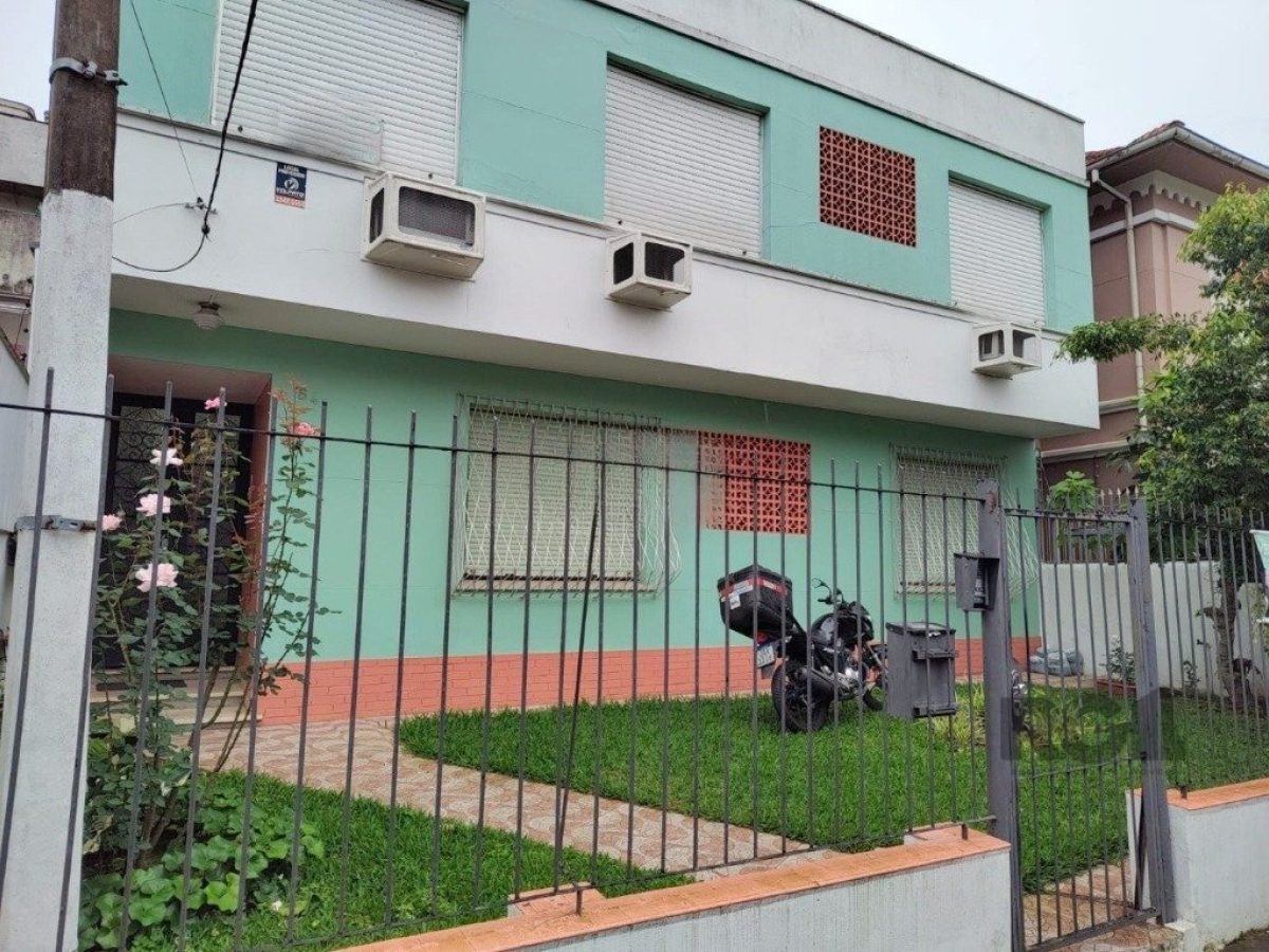 Apartamento à venda com 90m², 3 quartos, 1 suíte no bairro Rio Branco em Porto Alegre - Foto 1