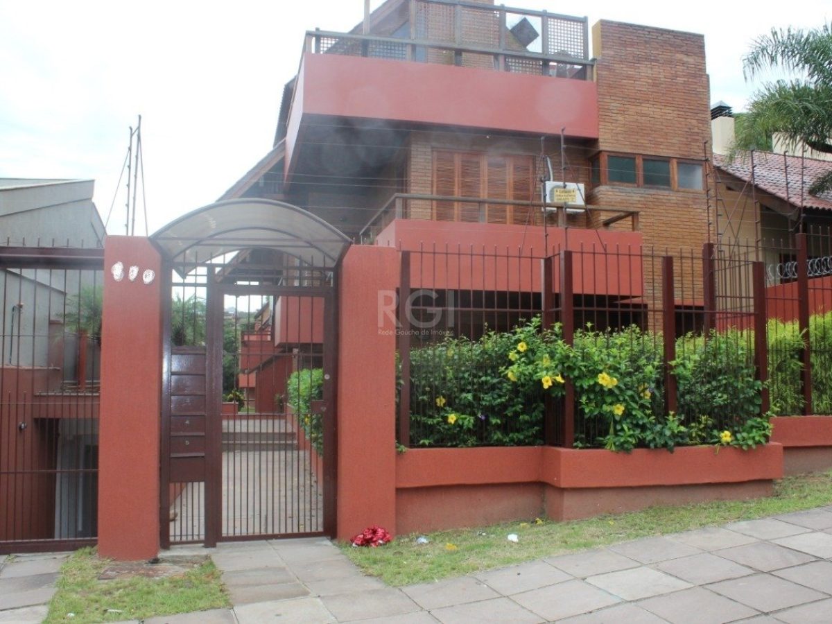 Casa Condominio à venda com 379m², 4 quartos, 1 suíte, 2 vagas no bairro Menino Deus em Porto Alegre - Foto 1