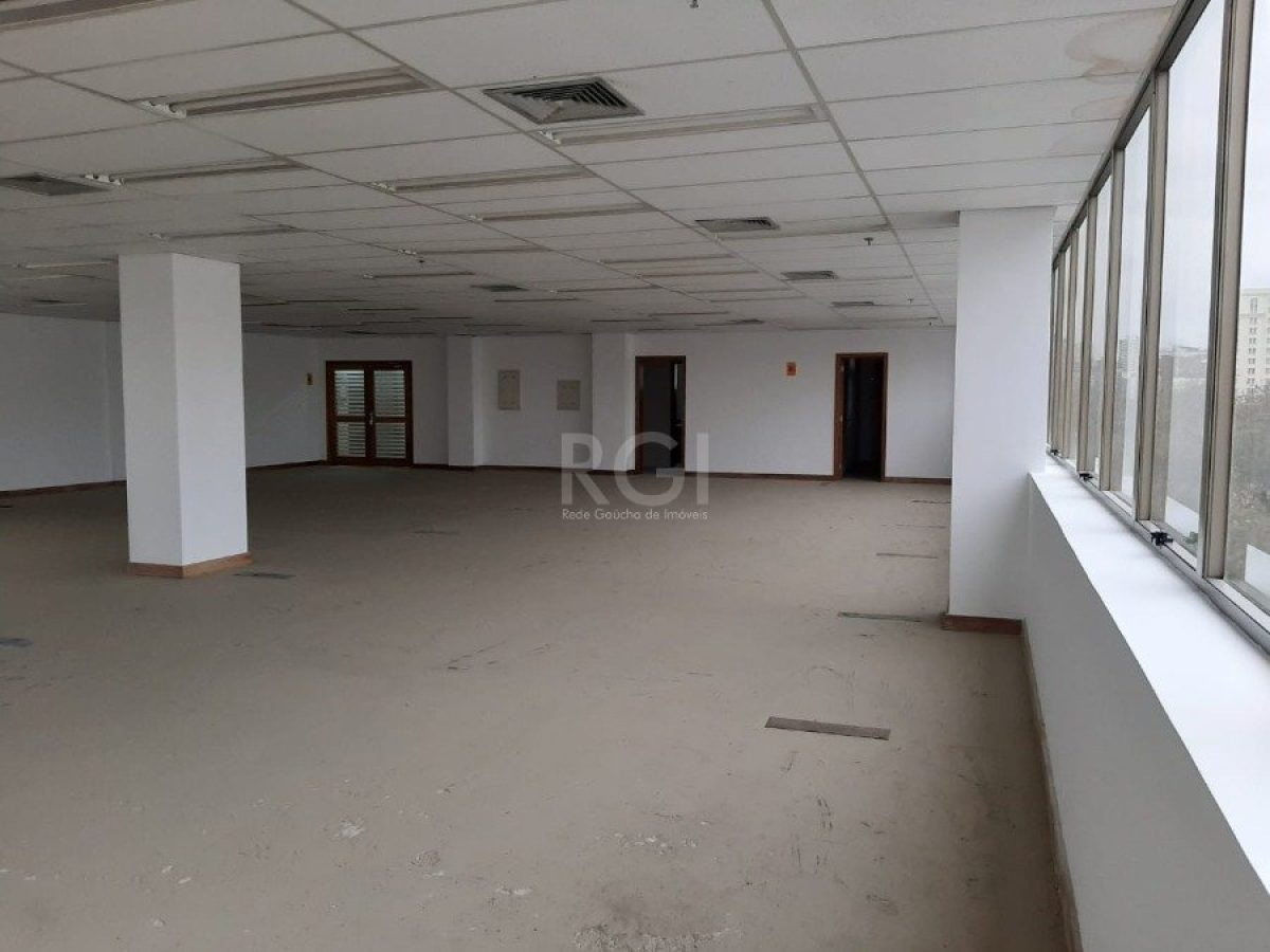 Conjunto/Sala à venda com 318m², 4 vagas no bairro Boa Vista em Porto Alegre - Foto 1