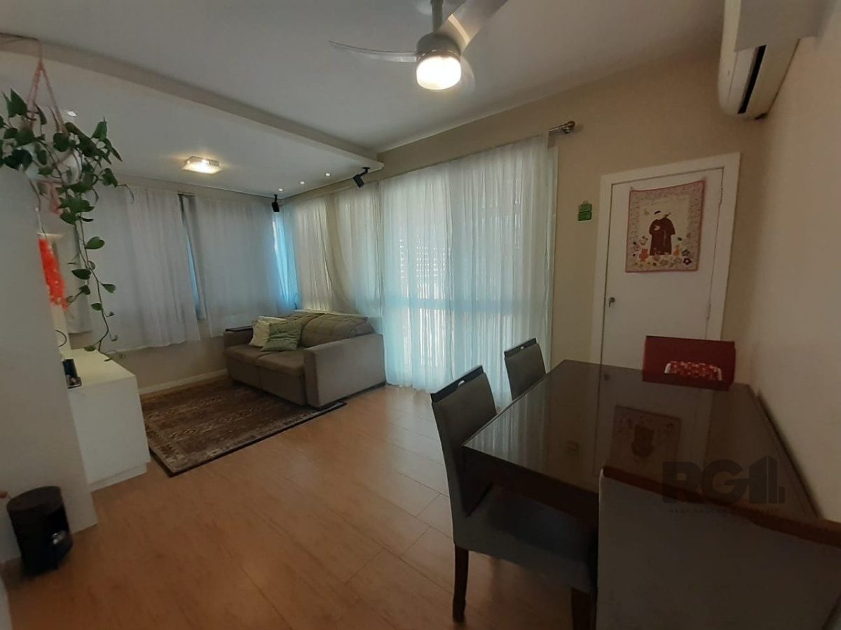 Apartamento à venda com 127m², 2 quartos, 1 suíte, 2 vagas no bairro Partenon em Porto Alegre - Foto 1