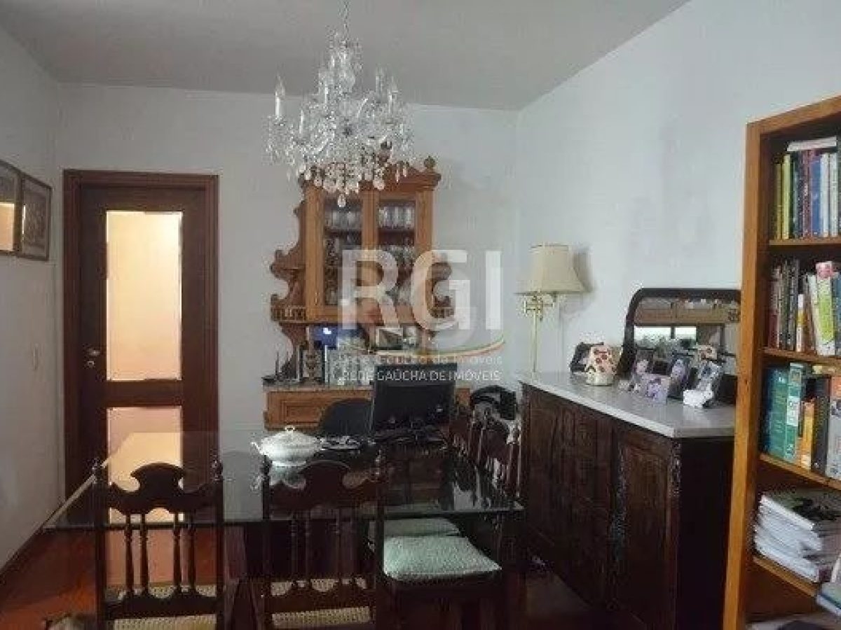 Apartamento à venda com 100m², 3 quartos, 1 suíte, 1 vaga no bairro Moinhos de Vento em Porto Alegre - Foto 1