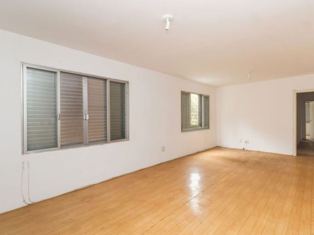 Apartamento à venda com 160m², 3 quartos, 1 suíte, 1 vaga no bairro Mont Serrat em Porto Alegre - Foto 1