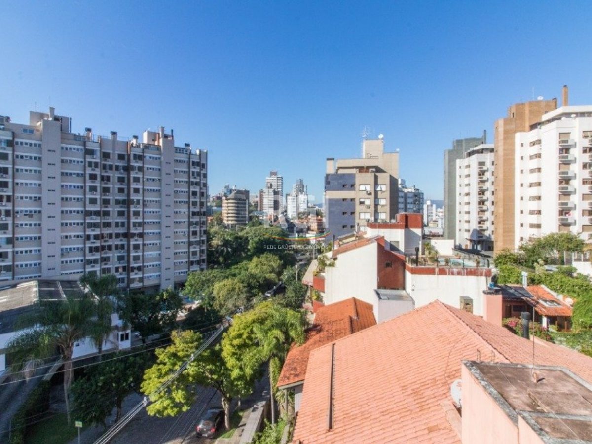 Apartamento à venda com 200m², 4 quartos, 1 suíte, 3 vagas no bairro Bela Vista em Porto Alegre - Foto 1