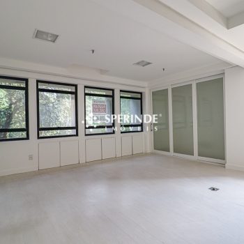 Sala para alugar com 44m² no bairro Moinhos de Vento em Porto Alegre