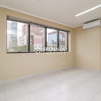 Sala para alugar com 37m², 1 vaga no bairro Boa Vista em Porto Alegre