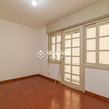 Apartamento para alugar com 42m², 1 quarto, 2 vagas no bairro Petrópolis em Porto Alegre