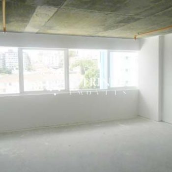 Sala para alugar com 38m², 1 vaga no bairro Moinhos de Vento em Porto Alegre