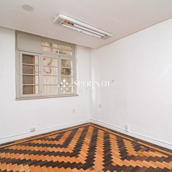 Sala para alugar com 100m² no bairro Centro em Porto Alegre