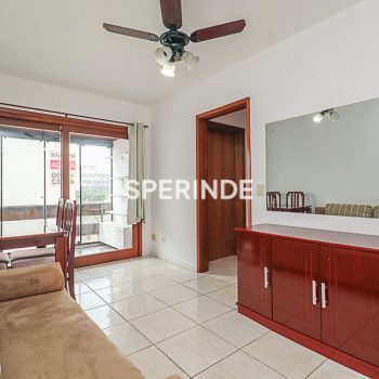 Apartamento para alugar com 43m², 1 quarto, 1 vaga no bairro Santana em Porto Alegre