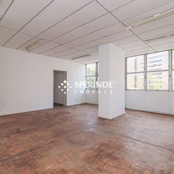 Sala para alugar com 40m² no bairro Centro em Porto Alegre