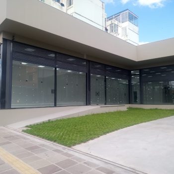 Loja para alugar com 543m², 11 vagas no bairro Passo d'Areia em Porto Alegre