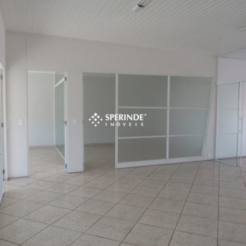 Sala para alugar com 288m², 2 vagas no bairro Santa Catarina em Caxias do Sul