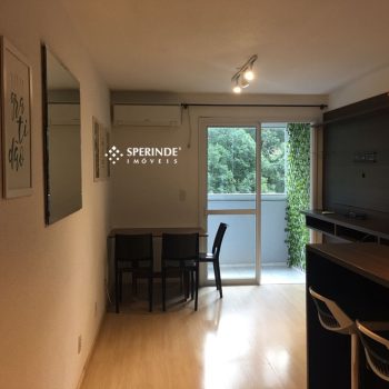 Apartamento para alugar com 62m², 2 quartos, 1 vaga no bairro Vilaggio Iguatemi em Caxias do Sul