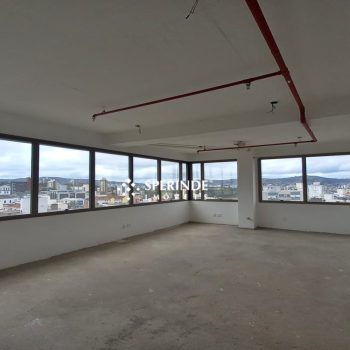 Sala para alugar com 41m², 1 vaga no bairro Petrópolis em Porto Alegre