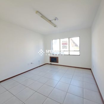 Sala para alugar com 22m² no bairro Passo d'Areia em Porto Alegre