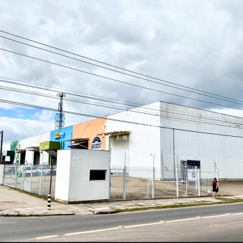 Pavilhão para alugar com 230m² no bairro Humaitá em Porto Alegre