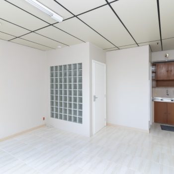 Sala para alugar com 36m² no bairro Passo d'Areia em Porto Alegre