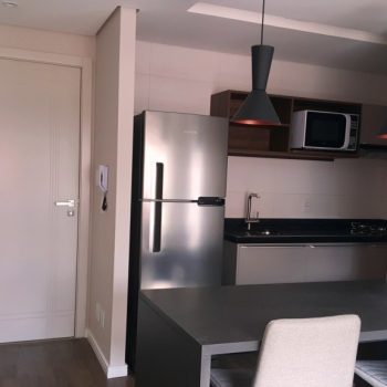 Apartamento para alugar com 33m², 1 quarto no bairro Moinhos de Vento em Porto Alegre