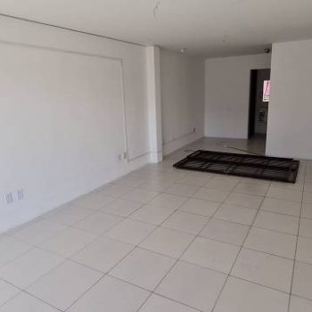 Loja para alugar com 60m² no bairro Vila Ipiranga em Porto Alegre