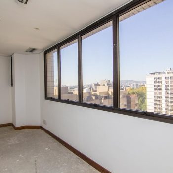 Sala para alugar com 37m² no bairro Auxiliadora em Porto Alegre