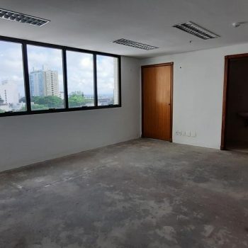 Sala para alugar com 37m² no bairro Auxiliadora em Porto Alegre