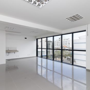 Sala para alugar com 38m² no bairro Passo d'Areia em Porto Alegre