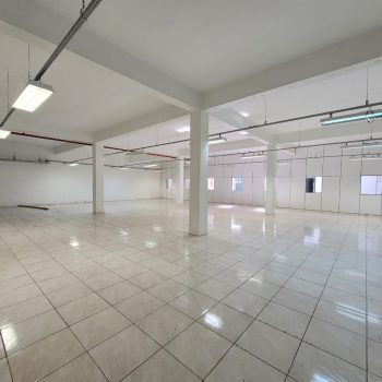 Prédio para alugar com 3.700m² no bairro 4° Distrito em Porto Alegre