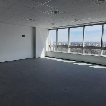 Sala para alugar com 68m² no bairro Chácara das Pedras em Porto Alegre