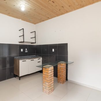 Apartamento para alugar com 40m², 1 quarto no bairro São Geraldo em Porto Alegre