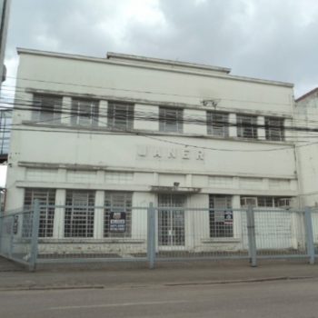 Pavilhão para alugar com 2.764m² no bairro Floresta em Porto Alegre