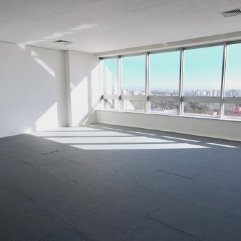 Sala para alugar com 68m² no bairro Três Figueiras em Porto Alegre