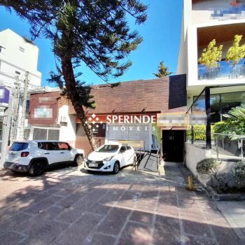 Casa Comercial para alugar com 160m², 1 quarto, 2 vagas no bairro Petrópolis em Porto Alegre