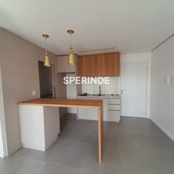 Apartamento para alugar com 35m², 1 quarto, 1 vaga no bairro Lurdes em Caxias do Sul