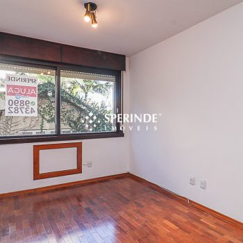 Apartamento para alugar com 130m², 3 quartos, 1 vaga no bairro Auxiliadora em Porto Alegre