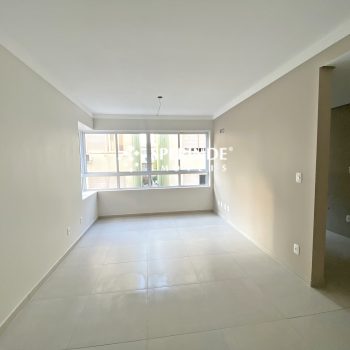 Apartamento para alugar com 50m², 1 quarto, 1 vaga no bairro Bom Jesus em Porto Alegre