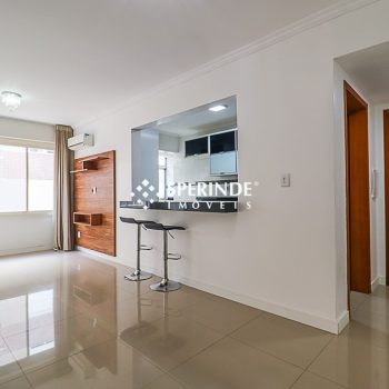 Apartamento para alugar com 81m², 2 quartos, 1 vaga no bairro Menino Deus em Porto Alegre