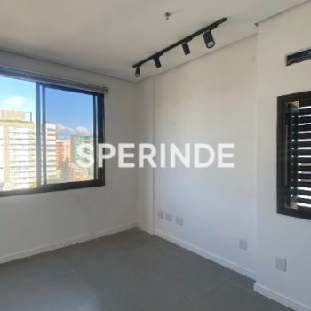 Sala para alugar com 60m², 2 vagas no bairro Menino Deus em Porto Alegre