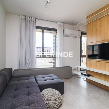 Apartamento para alugar com 46m², 1 quarto, 1 vaga no bairro Cidade Baixa em Porto Alegre