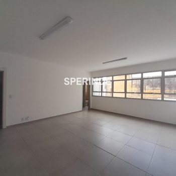 Sala para alugar com 40m² no bairro Centro em Caxias do Sul