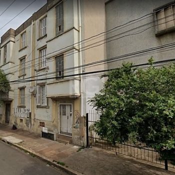 Predio à venda com 1.800m² no bairro Floresta em Porto Alegre