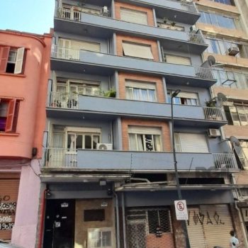 Apartamento à venda com 81m², 3 quartos no bairro Centro Histórico em Porto Alegre