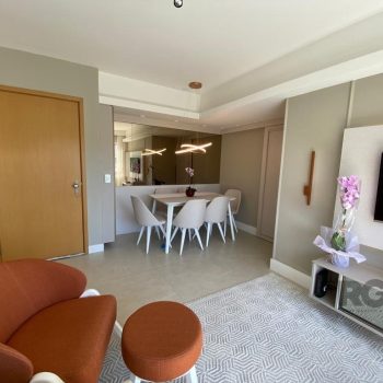 Apartamento à venda com 74m², 3 quartos, 1 suíte, 2 vagas no bairro Menino Deus em Porto Alegre