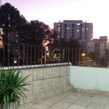 Apartamento à venda com 230m², 3 quartos, 1 suíte, 2 vagas no bairro Petrópolis em Porto Alegre