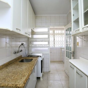 Apartamento à venda com 93m², 3 quartos, 1 suíte, 1 vaga no bairro Petrópolis em Porto Alegre