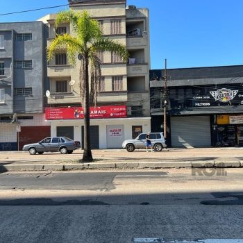 Predio à venda com 400m² no bairro São Geraldo em Porto Alegre