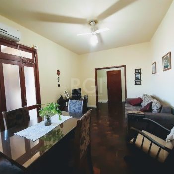 Apartamento à venda com 86m², 2 quartos no bairro Floresta em Porto Alegre