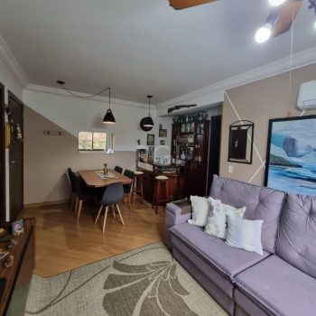 Apartamento à venda com 77m², 3 quartos, 1 suíte, 2 vagas no bairro Cristo Redentor em Porto Alegre