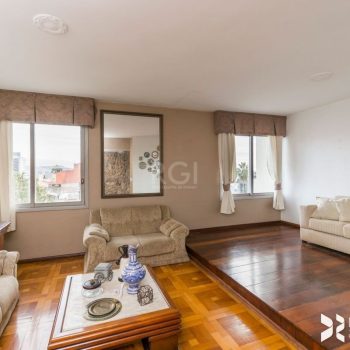 Apartamento à venda com 123m², 3 quartos, 1 vaga no bairro Petrópolis em Porto Alegre