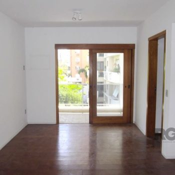 Apartamento à venda com 90m², 2 quartos, 1 suíte, 1 vaga no bairro Mont Serrat em Porto Alegre