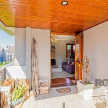 Apartamento à venda com 150m², 3 quartos, 1 suíte, 2 vagas no bairro Auxiliadora em Porto Alegre